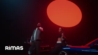 Corina Smith, Eladio Carrión - Roto (Video Oficial)