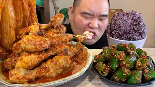 ' 묵은지 닭다리탕 + 양념고추 ' 다른반찬 필요없습니다. 숨참고 먹었습니다. MUKBANG