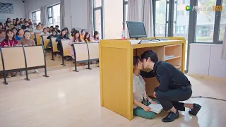 🍒霸总假装捡笔，实则在桌子底下与灰姑娘亲吻！｜好想和你在一起 Be with You