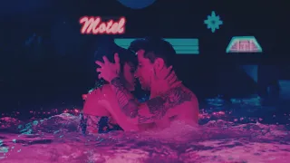 Panic! At The Disco - Middle Of A Breakup (Official Video)