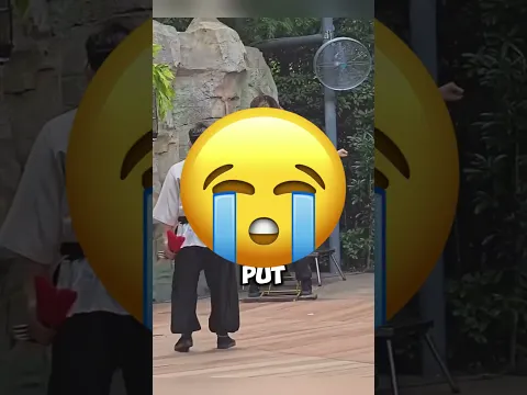 WOULD YOU EVER TRUST YOUR FRIEND LIKE THIS? 😨🪓
