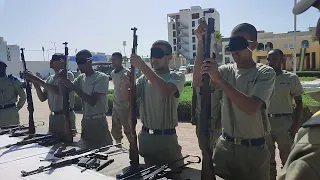 مهارات دفعة جديدة من الشرطة الموريتانية في تفكيك وتركيب الأسلحة بعيون مغمضة