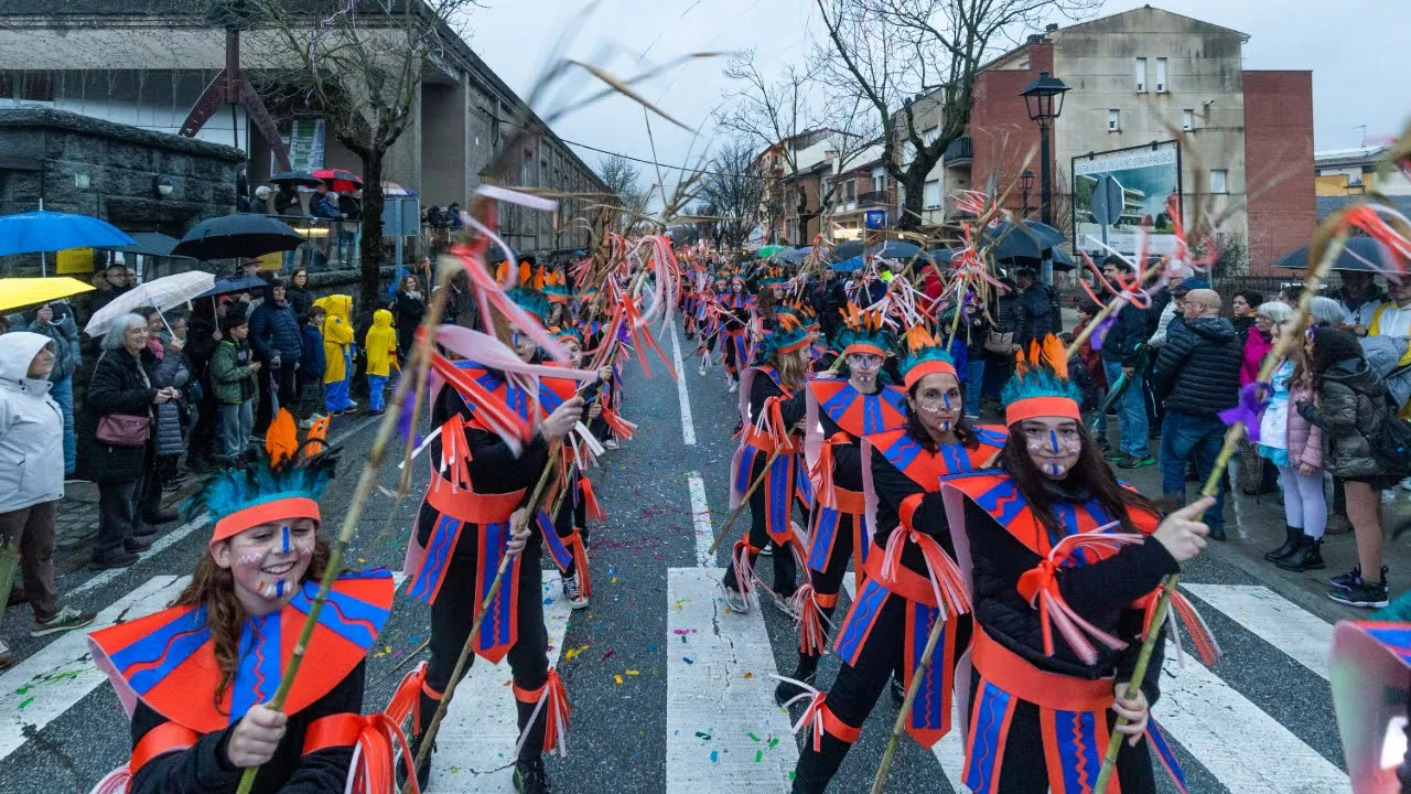 Taradell celebra el Carnaval tot i la pluja