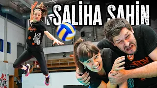 Nasıl Yaşıyorsun Bu Hayatı  ? | Saliha Şahin