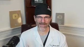 Surgeon Reacts To World's LARGEST Penis! Doctor Explains