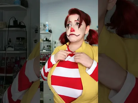 NO LE PEGUES A TU NOVIO 😭 #Cosplay