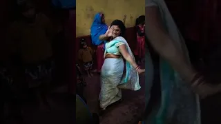 #youtubeshorts #चढ़ल जवानी  सुनला यही समया मे राजा जी# मजा मारे हमरा संगे चला मकईया राजी जी#💃🏻🕺🌹🌹🌽🌽