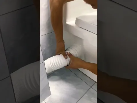 Унитаз 🚽БОКОМ ВАЛИТ😳 #Сантехник о необычных решениях от братьев Китайцев 🇨🇳🫂🇷🇺 | ✊🏽