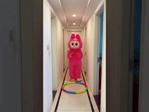 cute Zimomo & Mokoko jumping into the hula hoop