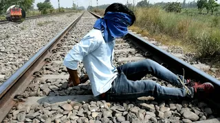 Train paisa or admi | Social massage |Train video || ट्रेन पैसा और आदमी || 3aps ki vines , Rail