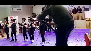 عرض أطفال التوحد ع اغنية أخذنا الشهادة بعزم و ارادة في مهرجان التخرج لأطفال التوحد في غزة