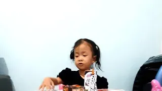 makan coklat