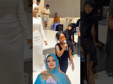 Gabadhi Dayax Dalnuurshe Dhalay Oo Hooyadeed Duco Cajiiba Udirtay#shorts #duet #wedding