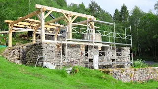 Rebuilding a 100 Year Old Barn Using Traditional Methods