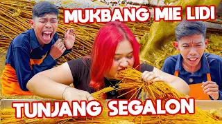 MAUDY MUKBANG TUNJANG SATU GALON DAN LIDI SEMETER, LEZAT !!