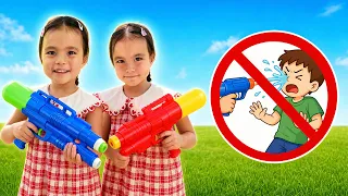 Twin Twin Learn How to Play Safely with Water Blasters 🔫