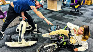 J'ESSAIE LES BOLIDES DU LOCAL ! (ça tourne mal...🤣)