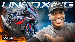 UNBOXING & STARTING UP MY NEW 2023 BMW M 1000 RR!