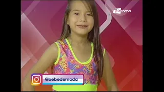Desfile de trajes de baño para niños
