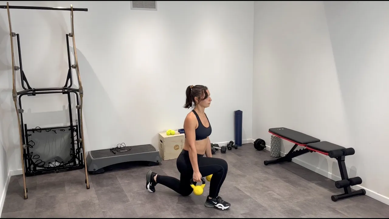 Image Fente arrière avec kettlebell
