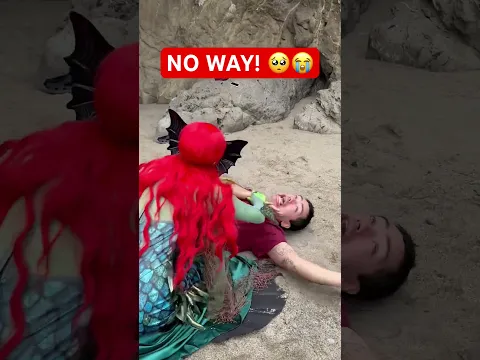 LITTLE MERMAID HURTS ARCADE CRANIACS ! 😭💔#shorts