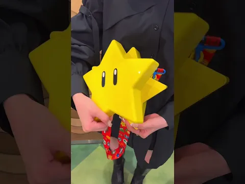 ユニバのスターポップコーンケース！夜にはピカピカ光らせることもできるし中のマッシュルーム味のポップコーンもおいしかった🌟 #ユニバ