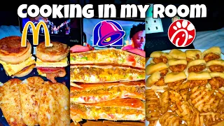 30 Minutes of Cooking in my Room Fast Food Edition | Lazy Pot Noodle