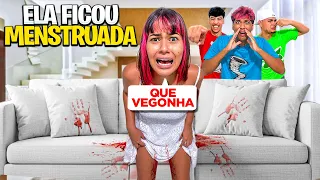 MENSTRUEI NA FRENTE DOS MEU AMIGOS