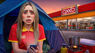 24 HORAS VIVIENDO EN UN OXXO !!