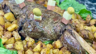 GIGOT D'AGNEAU CUIT À L’ÉTOUFÉE ULTRA TENDRE 🍖 Avec ses pommes de terre sautées 🥔 Deli Cuisine