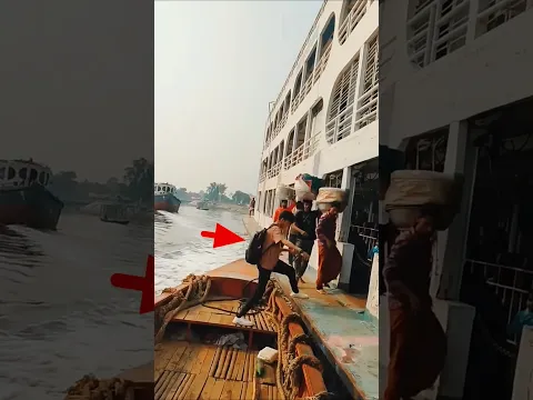 This guy stumbled while boarding the ship 😱 #shorts #sea #ship #trending #shortvideo