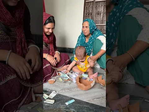 Aaj mokshu ki gullak fodi #dailyvlogs #minivlog #shortvideo #gullak #baby #familyvlog #familylove