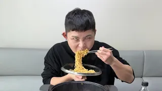 Beatbox + Mukbang (ASMR) #tiktok #beatbox