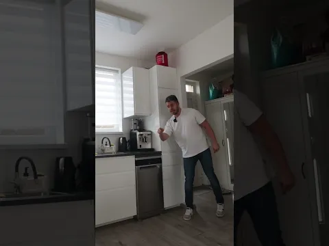 EGYIK MACSKÁMBAN SEM BÍZHATOK...