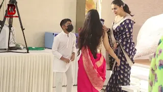 Kajol And Tanishaa Mukerji At North Bombay Navratri Durga Pooja Samiti 2021