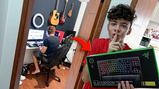 JUNTEI TODA A MINHA MESADA E COMPREI UM TECLADO GAMER PRO MEU IRMAO
