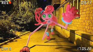 GECE 3'te MOMMY LONG LEGS GÜVENLİK KAMERALARINA YAKALANDI !!  (Poppy Playtime Chapter 2)