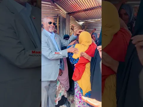 Maxamed Kaahin Axmed || Oo Gaadhay suuqii Gubtey ee idaacada