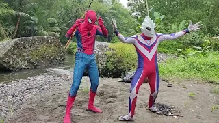 BERTEMU SAHABAT SUPERHERO DI PINGGIR SUNGAI | SUPERHERO ROUTINES
