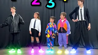 MODERN TALKING DANCE 😍🔥 SHUFFLE BATTLE 😎 NEON MODE 😱 Who danced best ? 🤔
