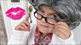 DONT GET KISSED! Throughout the YEARS!