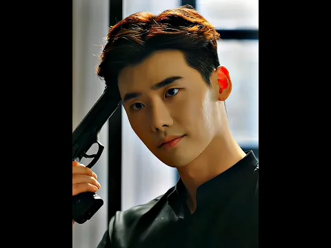 The Bullet Passed Through The Girl 😍 W Two Worlds ✨ #shorts #kdrama #leejongsuk #hanhyojoo
