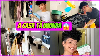 VLOG: faxina pesada no apê, organizando guarda-roupa + vacinei!
