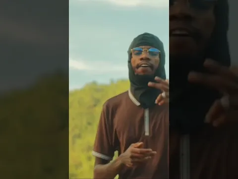 🎥