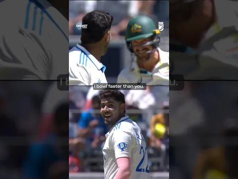 Starc tells Harshit to pitch it up … or else! 🥶 #AUSvIND