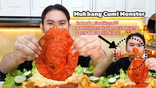 Aneh!! Cumi Berplastik Pasti Gara2 Kalian Buang Plastik di Laut!