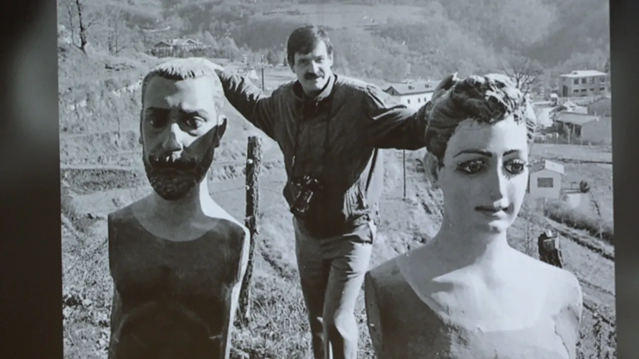 Cedeixen a l’arxiu el fons fotogràfic de Manel Solà, amb 7.000 fotos, dels gegants de Torelló