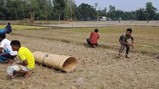 New Comedy Of Village Boys || The people sit to  side || Village Fun10