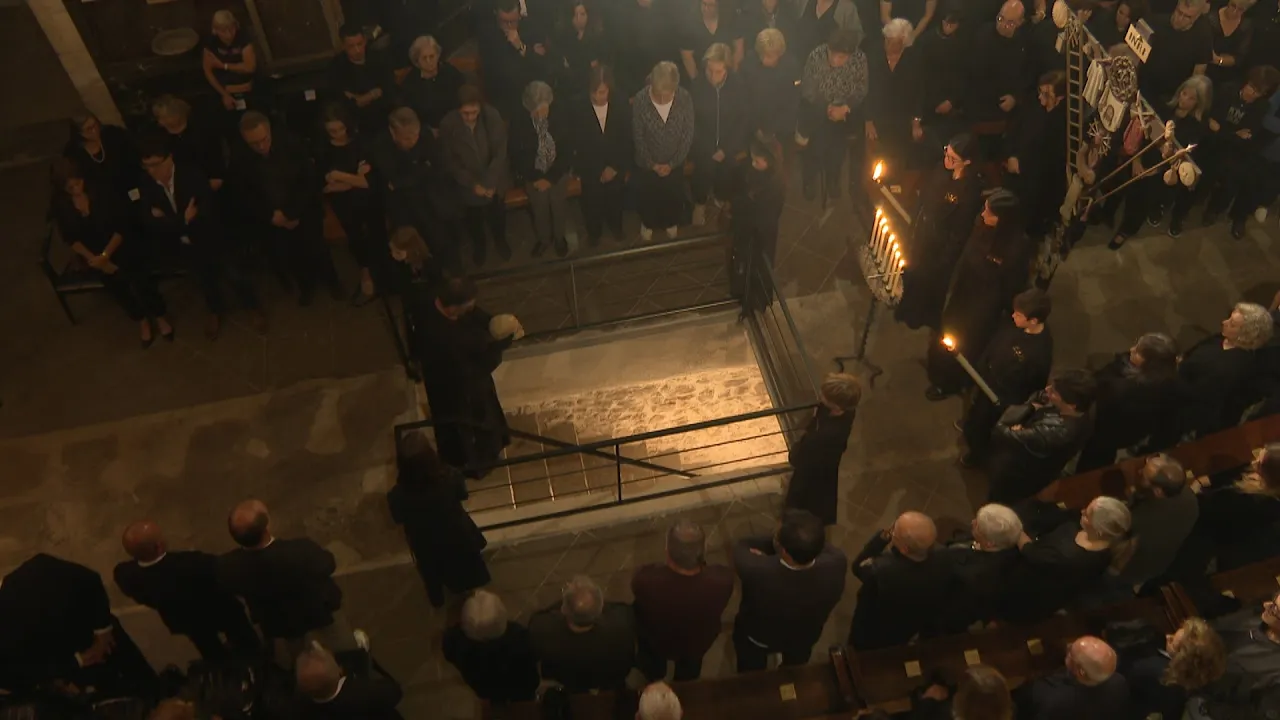 Cerimònia de reobertura del vas funerari de l’església dels Dolors