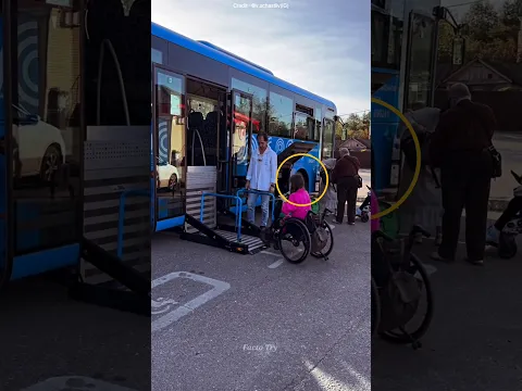 Japan’s Smart Bus Platform Innovation #shorts